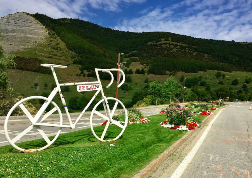 Alpe D'Huez Cycling